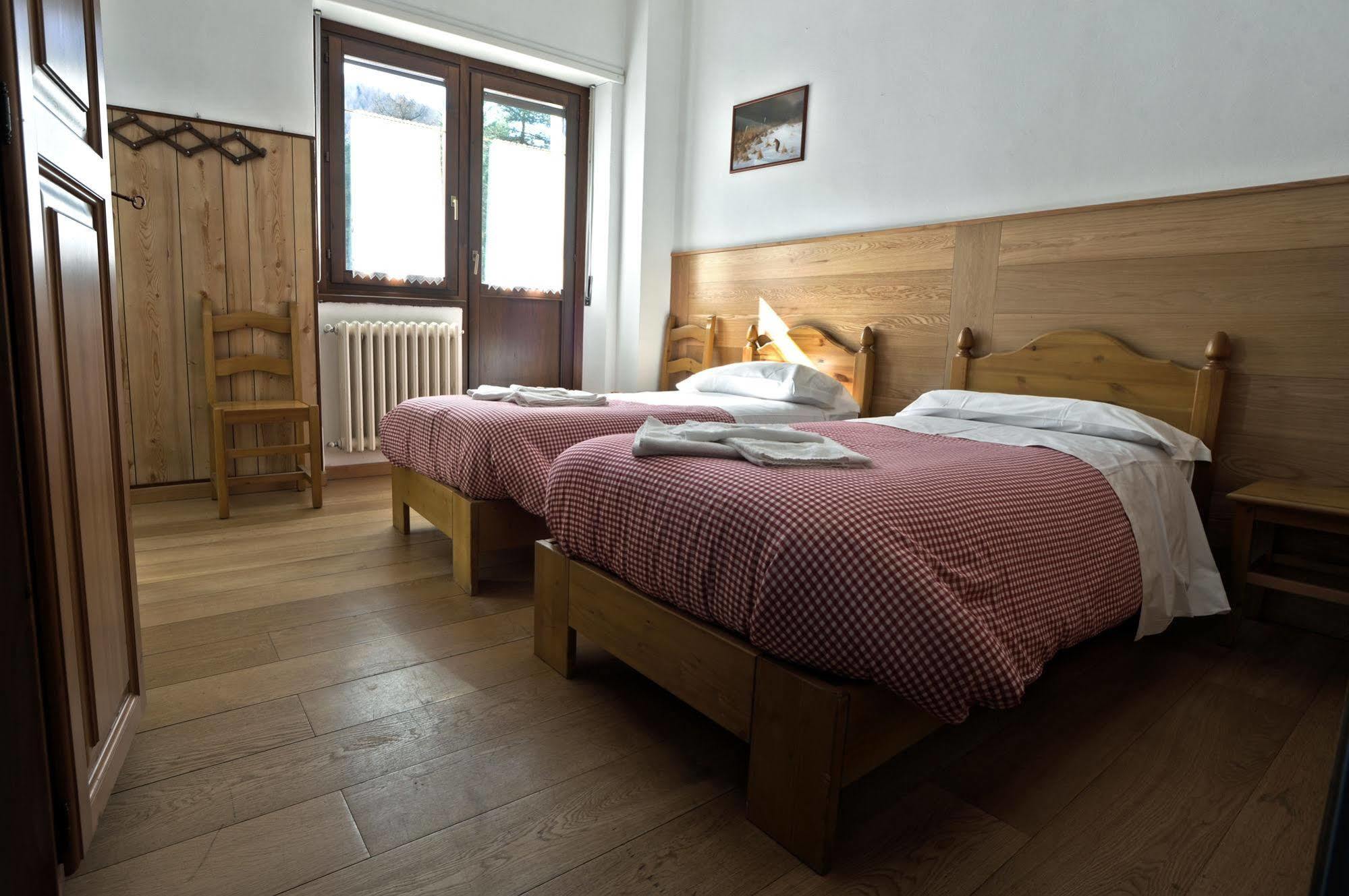 Casa San Francesco Hotel Bardonecchia Luaran gambar